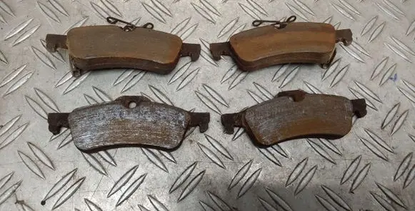 Toyota Yaris Brake pads (rear)