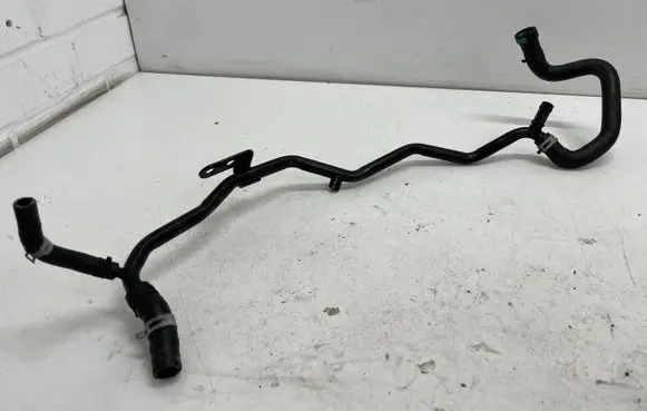 Land Rover Range Rover Sport L494 Engine coolant pipe/hose