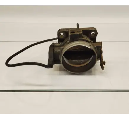 Mercedes-Benz 190 W201 Throttle valve 0011409753