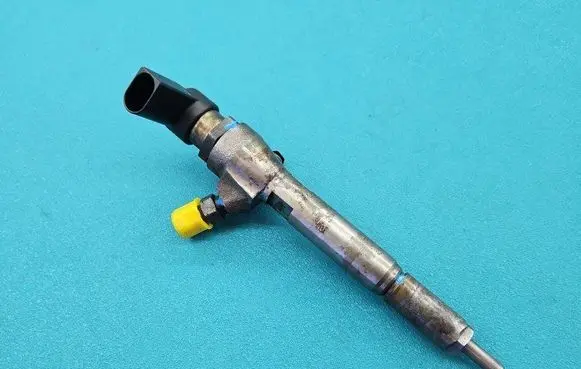 Renault Scenic II - Grand scenic II Fuel injector 8200380253 IMPRK1403384