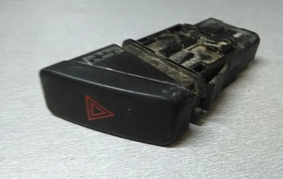 Mazda Premacy Hazard light switch 03190010 B25D664HO