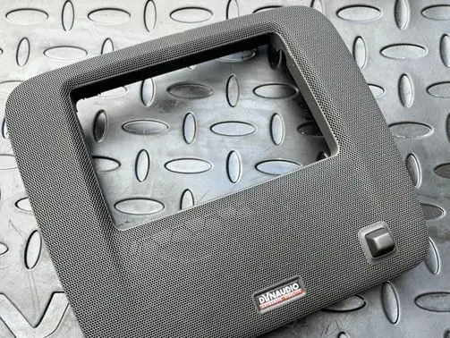 Volvo C70 Dash center speaker trim cover 08650752