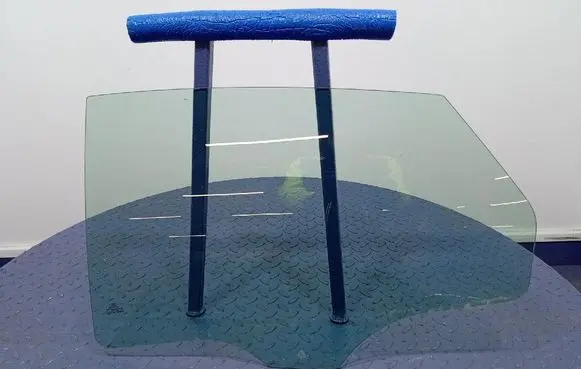 Ford Mondeo MK I Rear door window glass 