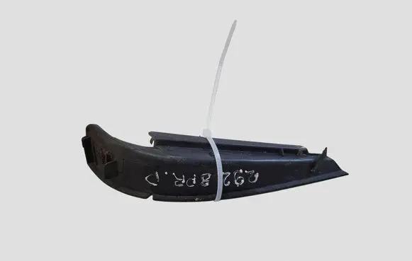 Volkswagen Golf V Wiper trim 1K5819448