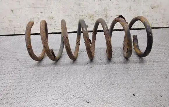Ford Mondeo MK IV Rear coil spring
