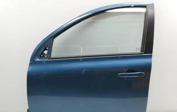 Nissan Micra Front door