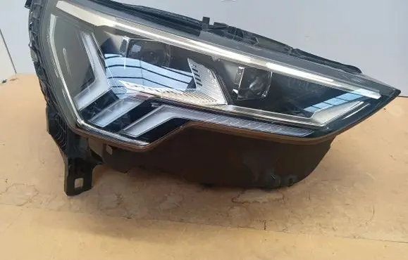 Audi Q3 F3 Headlight/headlamp 83A941036
