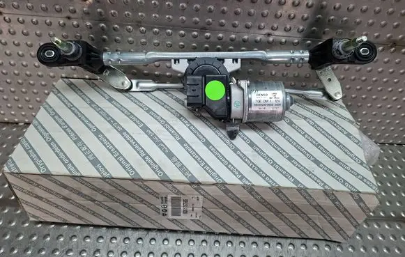 Fiat 500 Front wiper linkage and motor S26337514 51787565