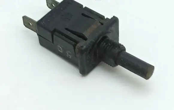 Mercedes-Benz S W116 Rear door sensor 0008213152