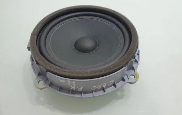 KIA Ceed Front door speaker 96330J7100