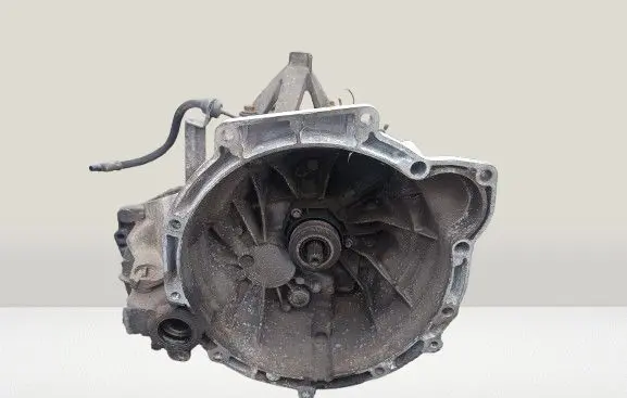 Ford Focus Manual 5 speed gearbox 3M5R7002NB