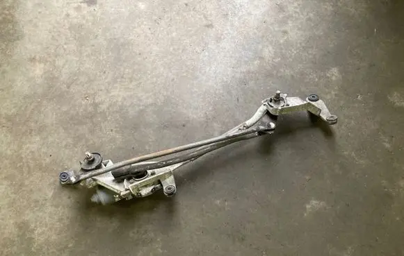 Mitsubishi Outlander Front wiper linkage and motor 1593000742