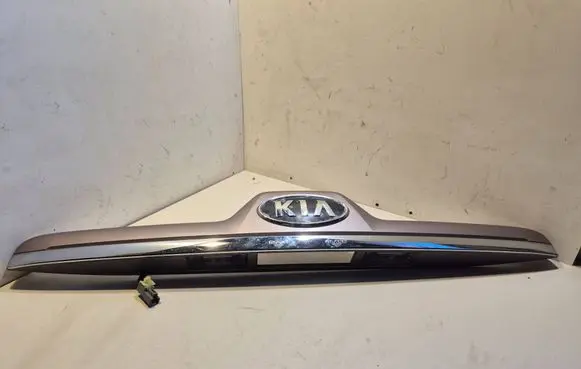 KIA Sportage Trunk door license plate light bar 873110Z110
