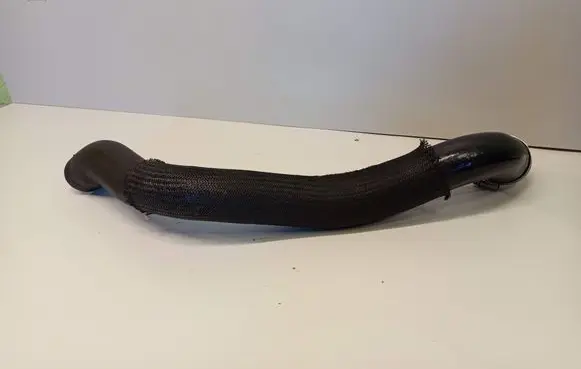Intercooler hose/pipe