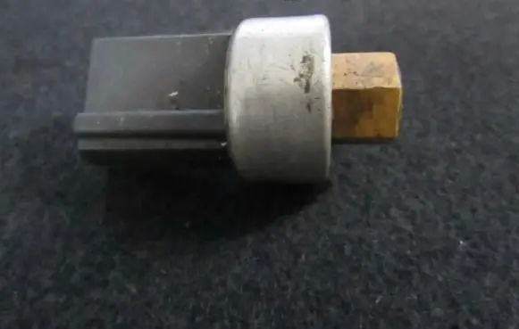 Air conditioning (A/C) pressure sensor