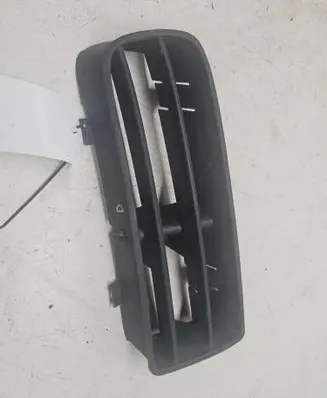 Volkswagen Golf IV Front bumper lower grill 1J0853666E