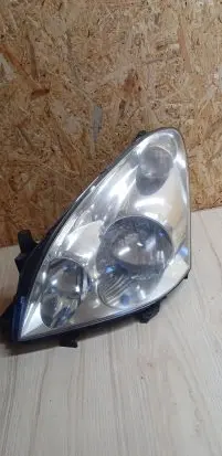 Toyota Corolla Verso E121 Headlight/headlamp 3124L
