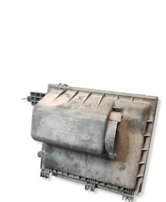 Volkswagen II LT Air filter box 2D0129601B