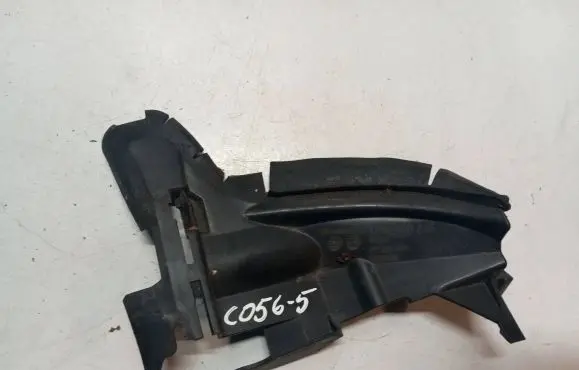 Volvo V70 Intercooler air guide/duct channel 30796389