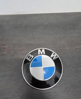 BMW 2 F44 Manufacturer badge logo/emblem 8132375