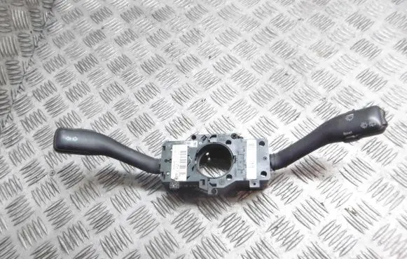 Skoda Fabia Mk1 (6Y) Headlight wiper switch 8L0953513G
