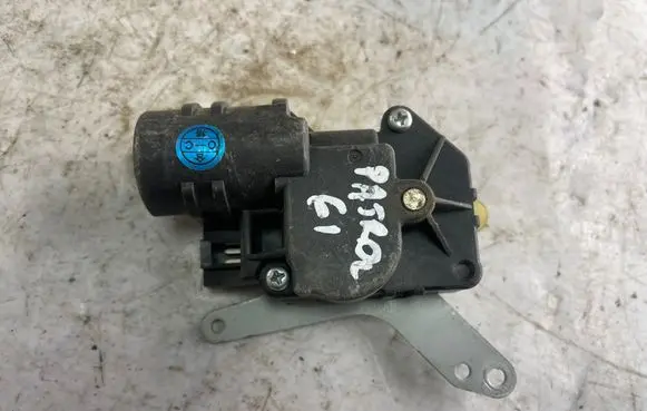 Nissan Patrol Y61 Air flap motor/actuator