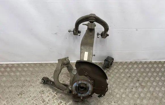 Land Rover Range Rover Sport L494 Front wheel hub spindle knuckle 