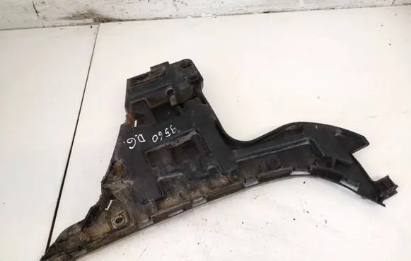 Volvo S80 Rear bumper mounting bracket 31213294