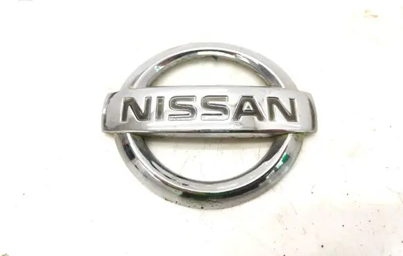 Nissan Primera Manufacturers badge/model letters 90890AU200