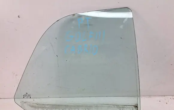 Volkswagen Golf III Rear side window 43R001025 DOT27M24100AS2
