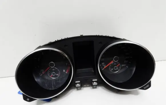 Volkswagen Golf VI Speedometer (instrument cluster) 5K0920870B VDD024150 0819011190