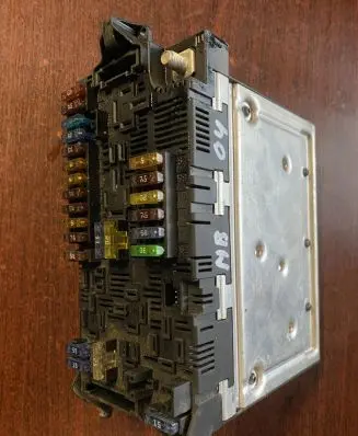 Mercedes-Benz E W211 Fuse module 2115454101