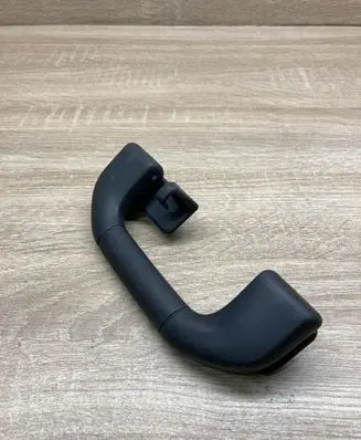 Mercedes-Benz C W204 Front interior roof grab handle A2048100151 RIGHTSIDE