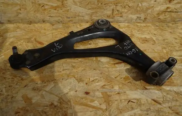Mercedes-Benz Vito Viano W447 Front lower control arm/wishbone