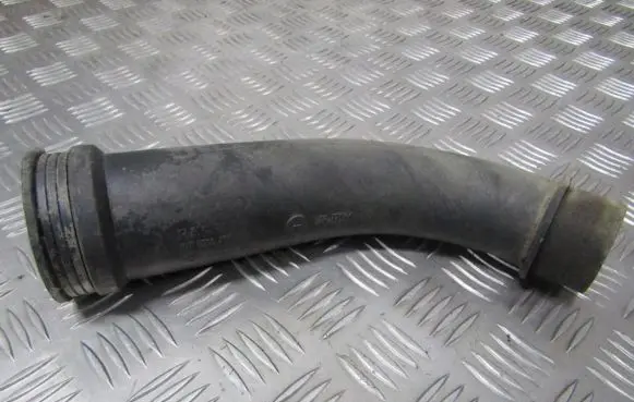 Renault Megane II Air intake hose/pipe 8200218987