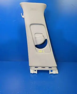 Hyundai i40 (B) pillar trim (top)