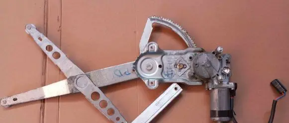 Jaguar XJ X308 Front door window regulator with motor