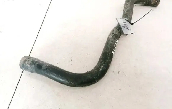 Volkswagen PASSAT B4 Engine coolant pipe/hose