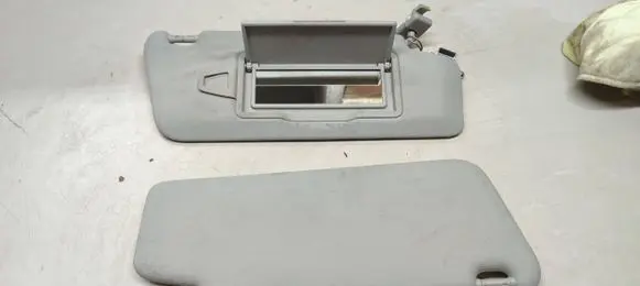 Mercedes-Benz C W204 Sun visor