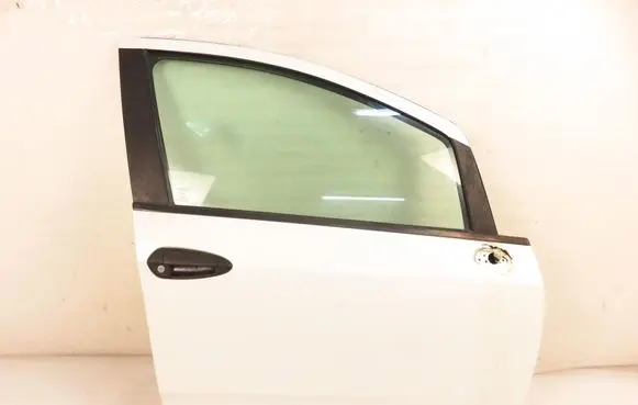 Fiat Punto (199) Front door 