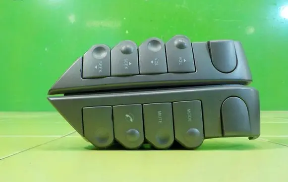SsangYong Rodius Other switches/knobs/shifts 37A230018