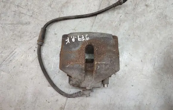 Volkswagen Jetta VI Front brake caliper