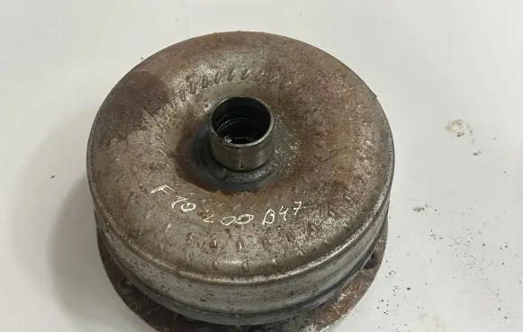 BMW 5 F10 F11 Torque converter 8612884 1101322064