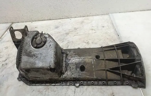 Oil sump