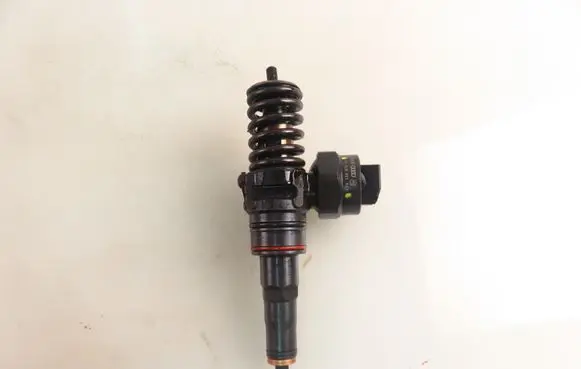 Audi A3 S3 8L Fuel injector 0414720028 038130073AA