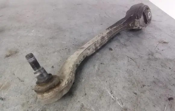 Audi A8 S8 D3 4E Front lower control arm/wishbone 4E0407696C