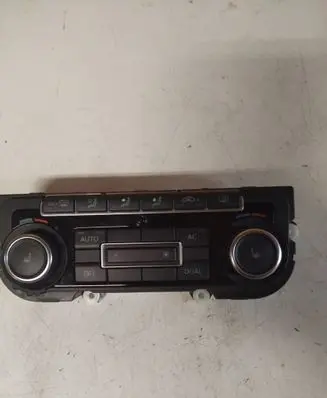 Volkswagen Golf VI Climate control unit 5K0907044EA 5HB00974681 SW1010