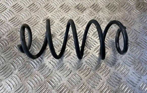 Toyota Yaris Rear coil spring