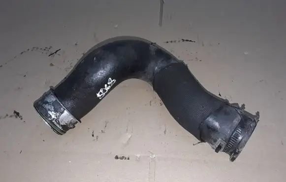 Audi Q7 4L Intercooler hose/pipe NOCODE