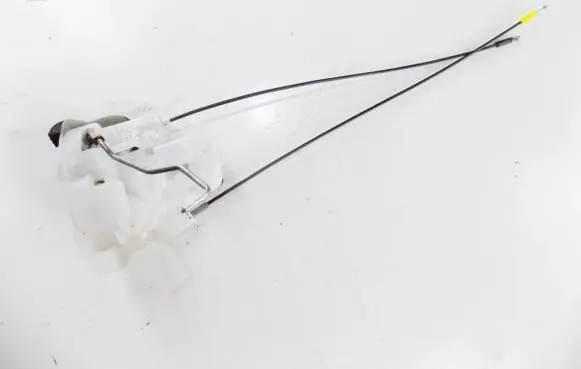 Subaru Impreza III Front door lock